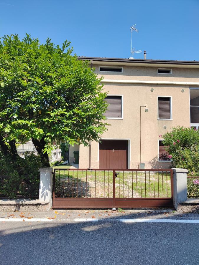Sweet Apartment - Centre Peschiera del Garda Kültér fotó